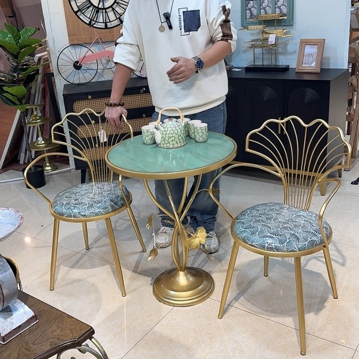 棉***糖有机玻璃铁艺桌子