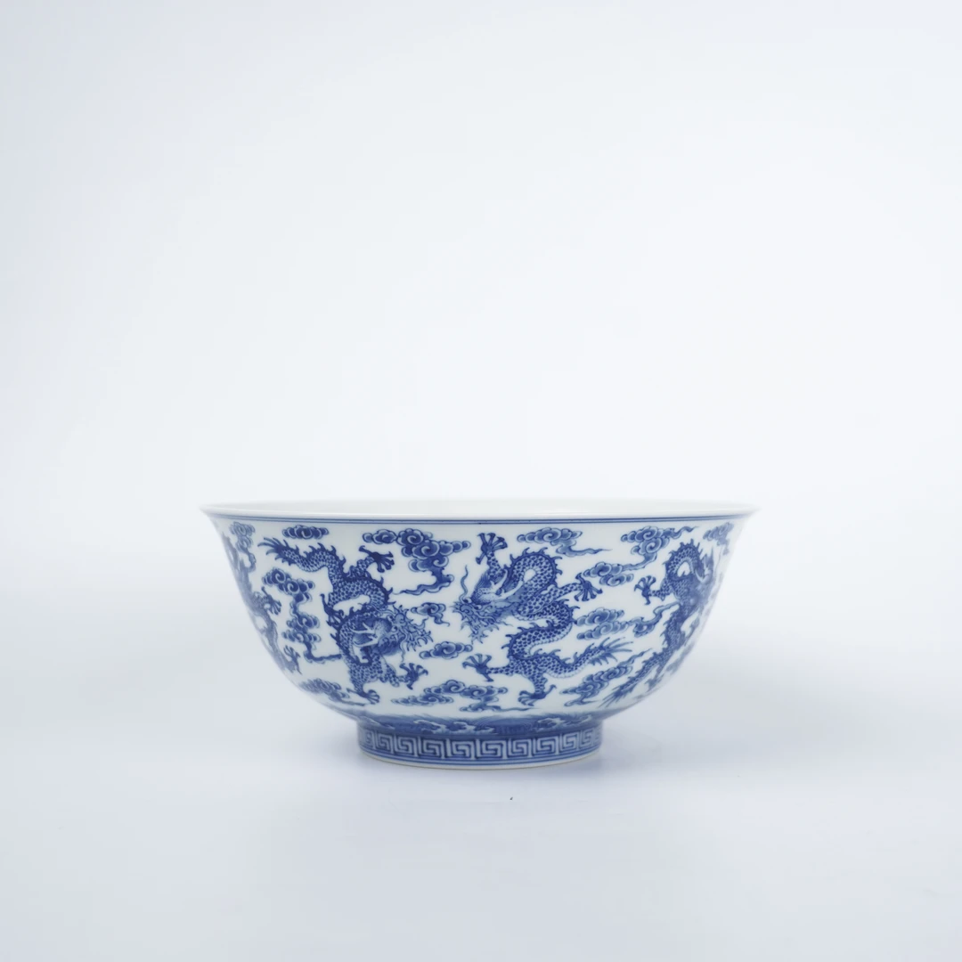 Lot009青花龙纹碗