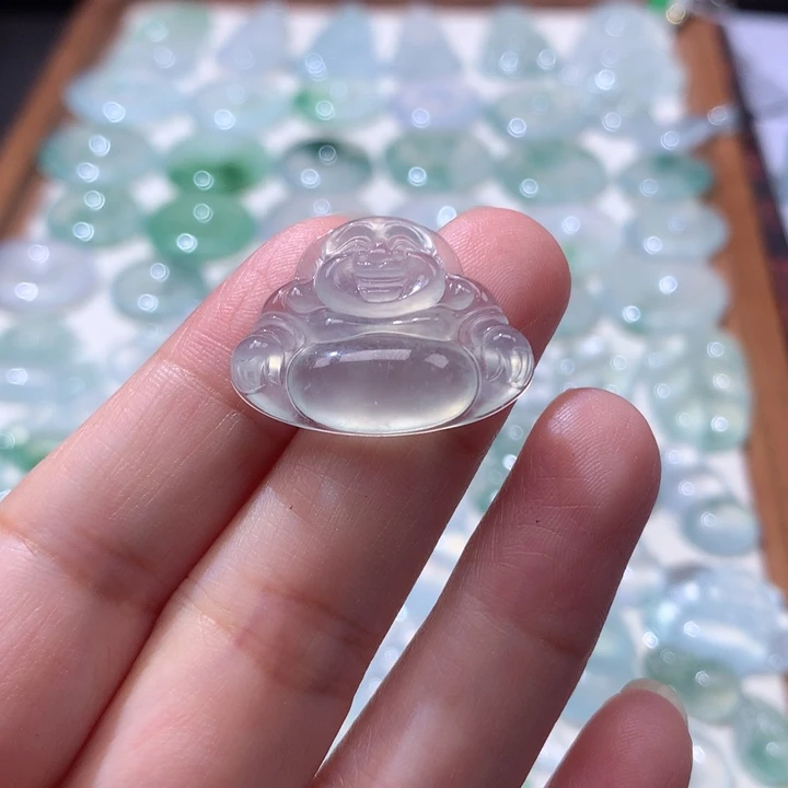 颈饰未镶嵌翡翠高冰佛公