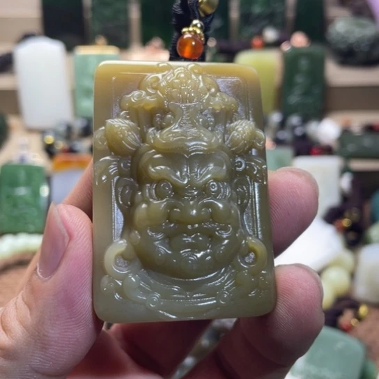 H***、和田玉未镶嵌颈饰