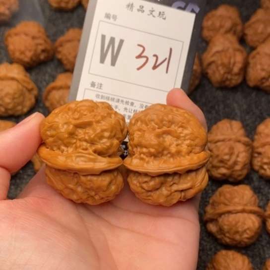 吊坠桃核我是第一百39