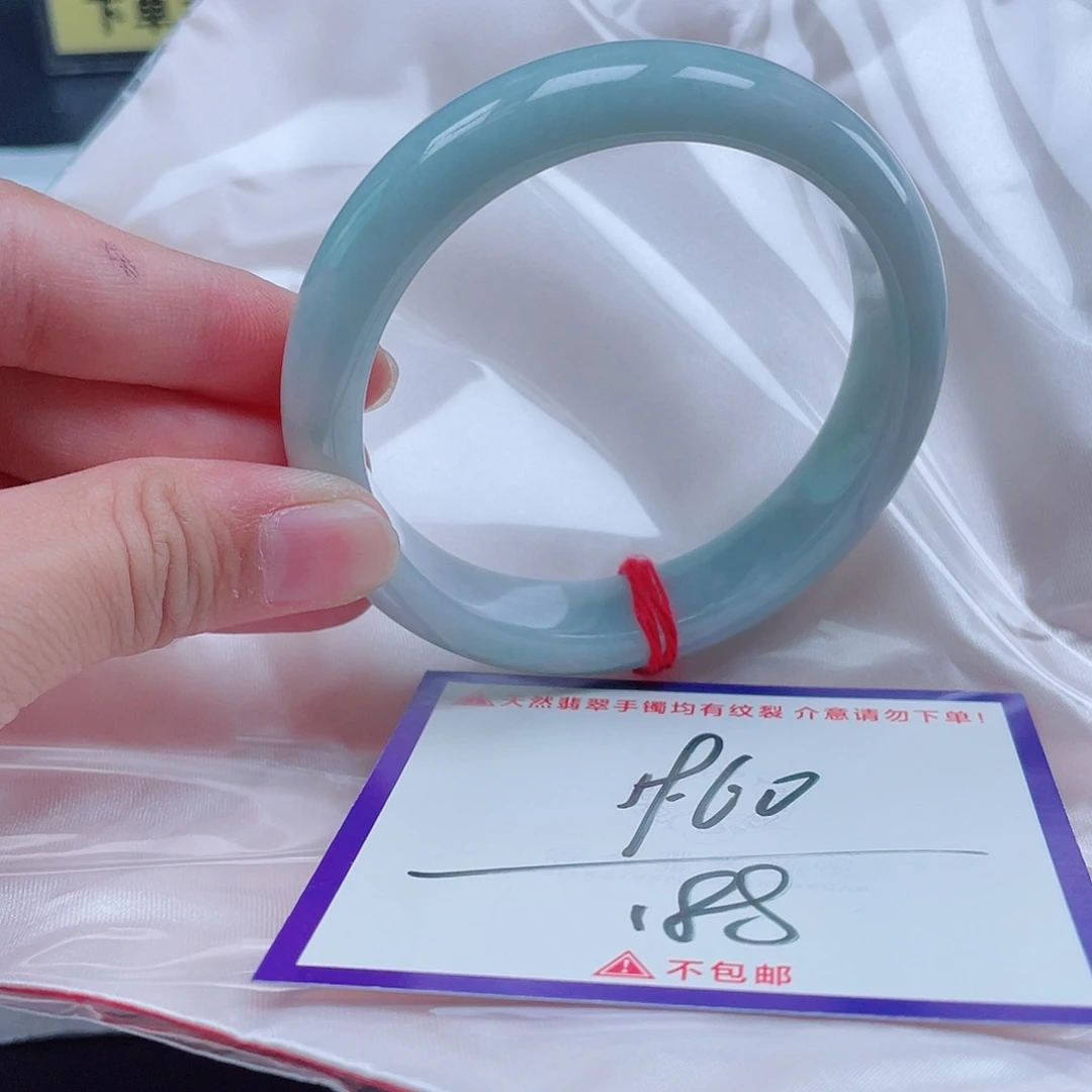 未镶嵌定制翡翠翡翠