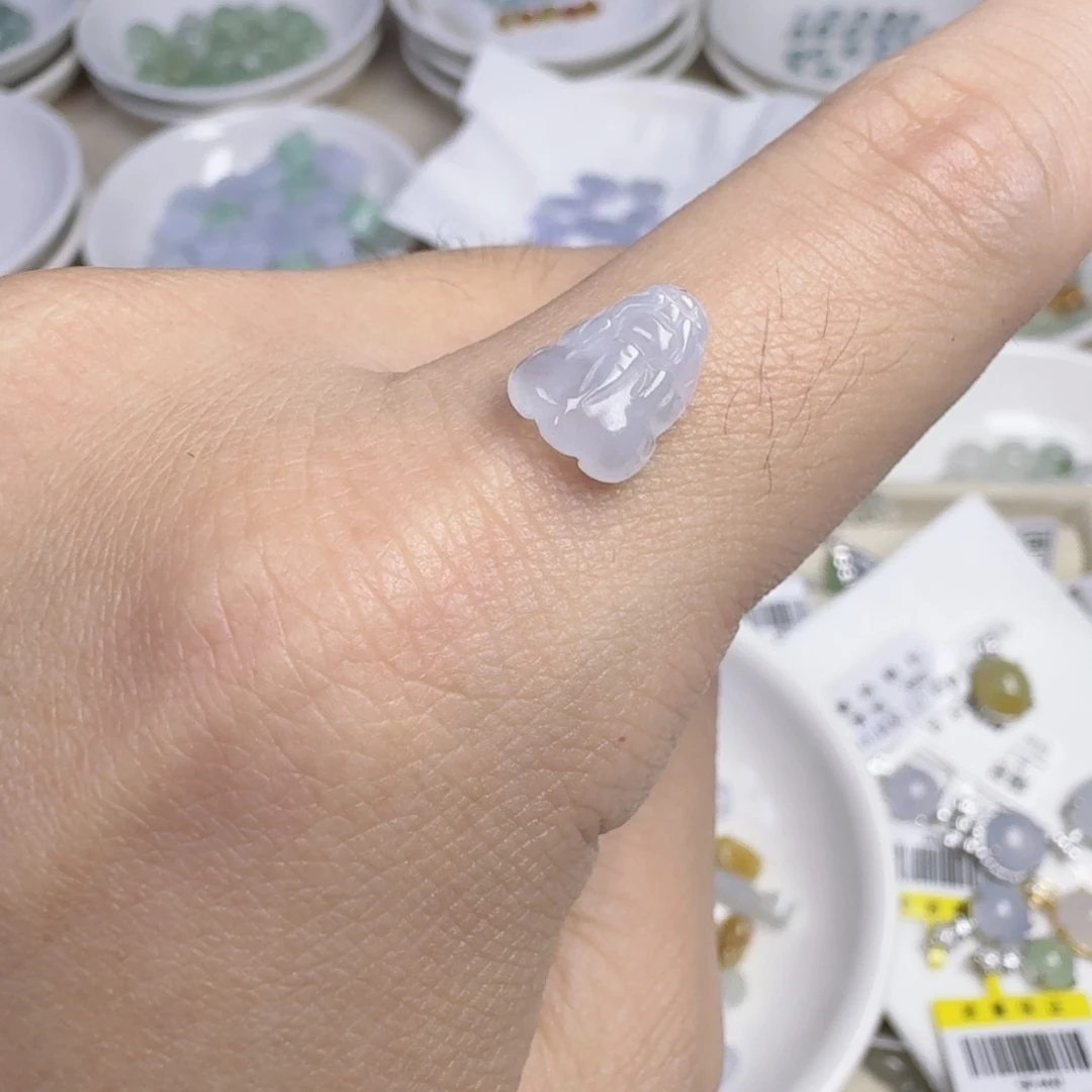 前***运翡翠散珠紫貔貅一只