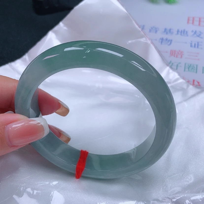 【闪购商品】未镶嵌手镯翡翠59.2