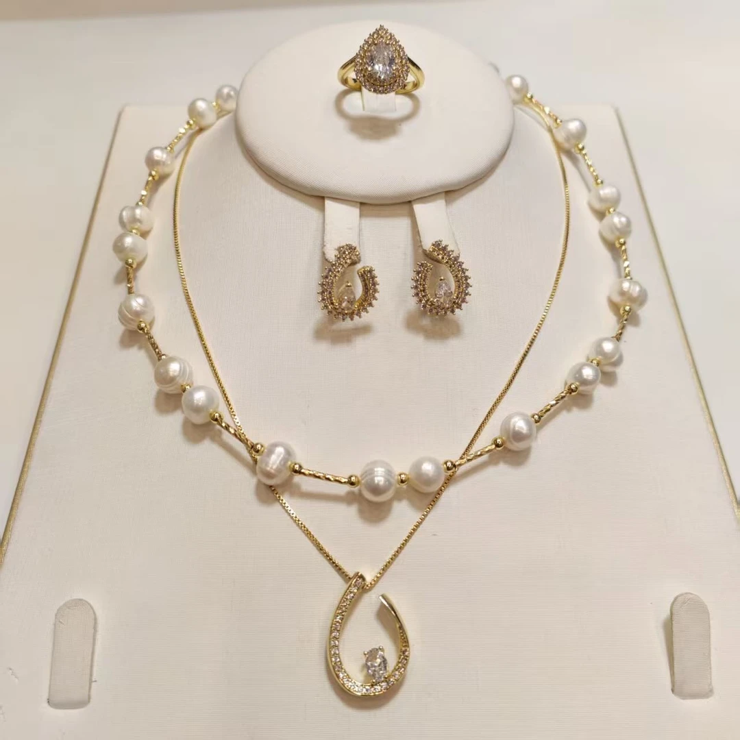 铜合金项链 诗美恋 مەرۋايىت يۇرۇشلىك