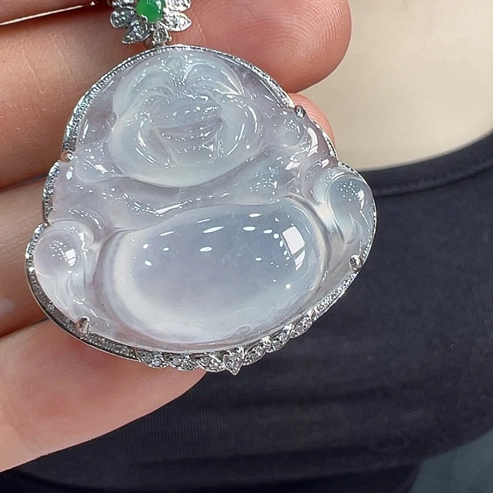 翡翠18K金镶嵌颈饰吊坠