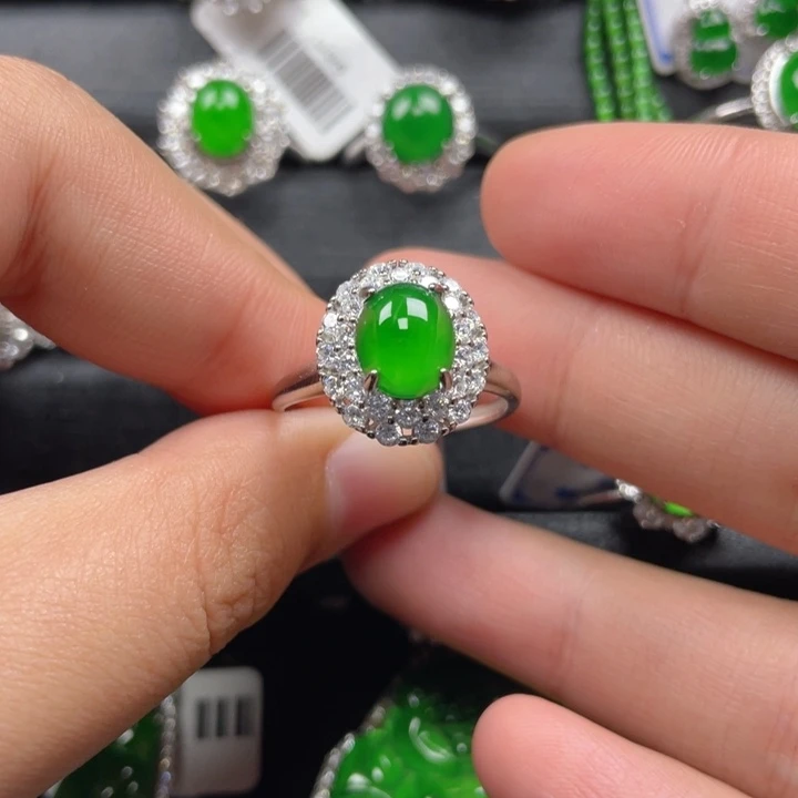 翡翠戒指银S925镶嵌戒指