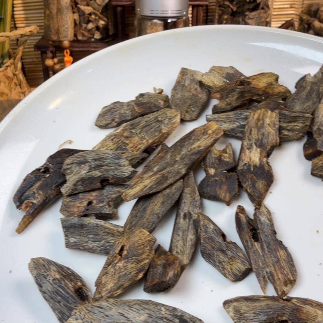 沉香沉香碎屑沉香高油块料63g