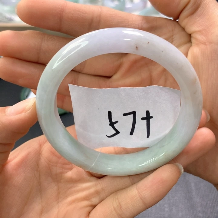 未镶嵌手镯翡翠手镯