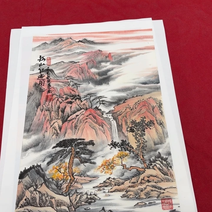 国画花鸟等图案为一体