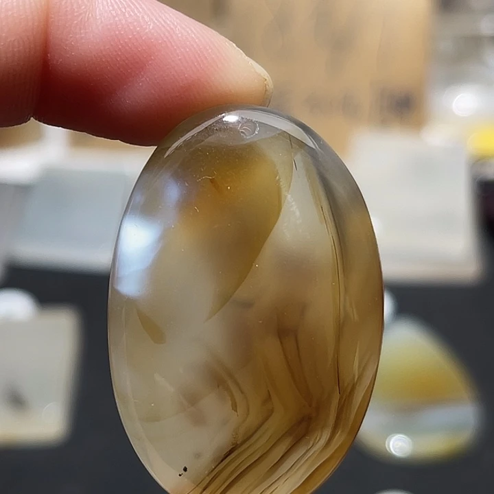 玛瑙/玉髓颈饰未镶嵌