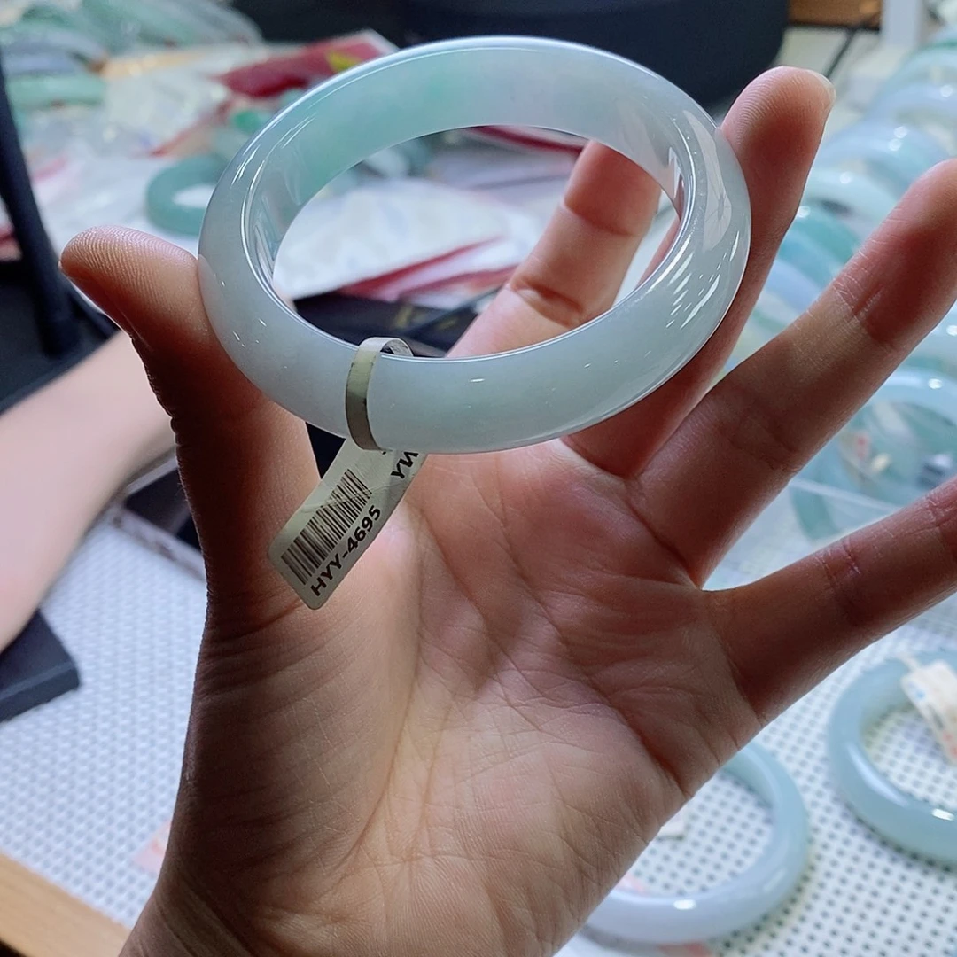 翡翠未镶嵌手镯56正圈18