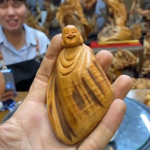 柏木用****0太行崖柏根雕