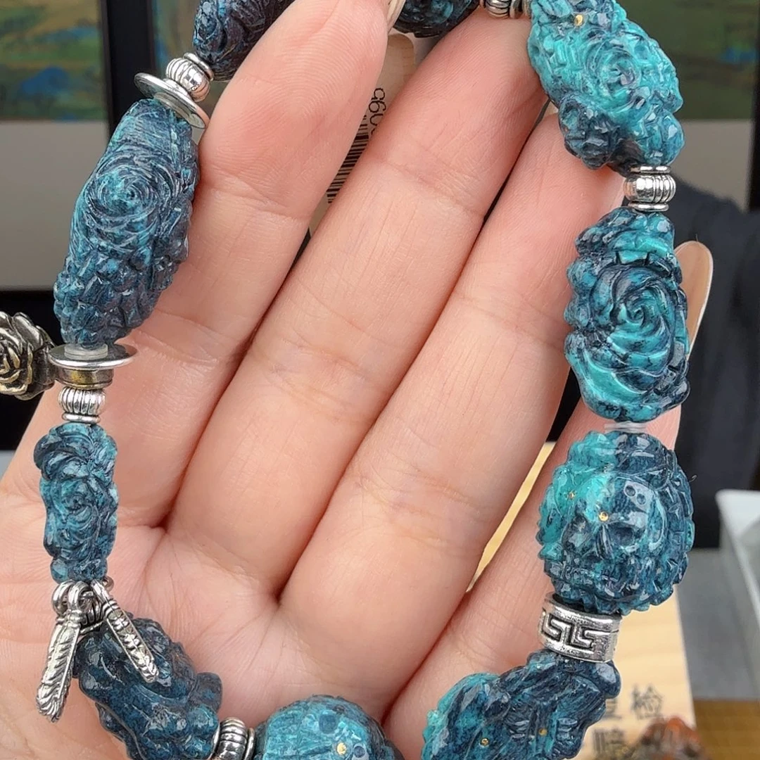 绿松石未镶嵌珠宝奇石