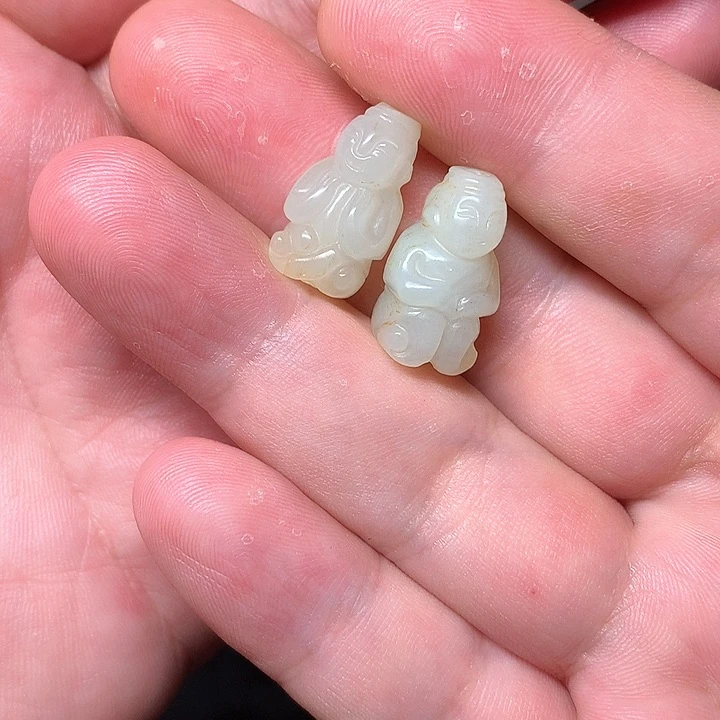 和田玉未镶嵌挂件斌****锅