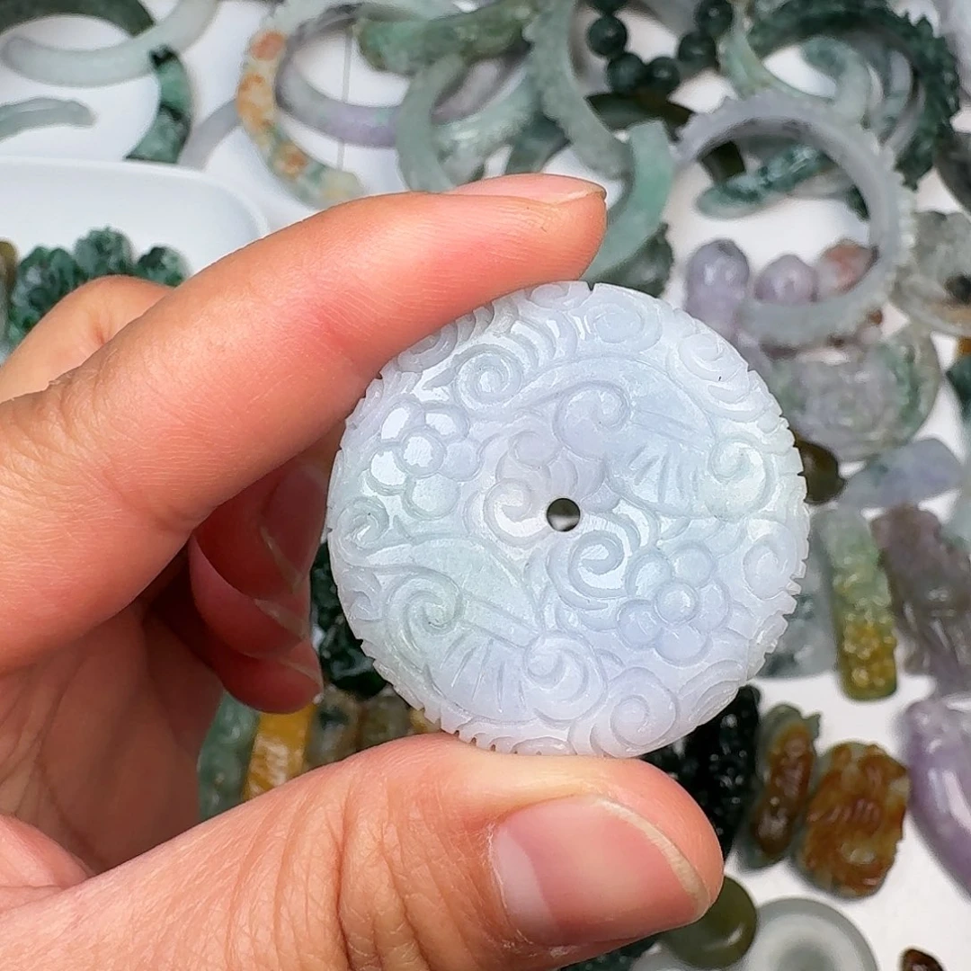 定制翡翠未镶嵌扣子