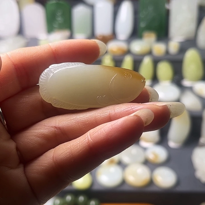和田玉（糖玉）未镶嵌包链