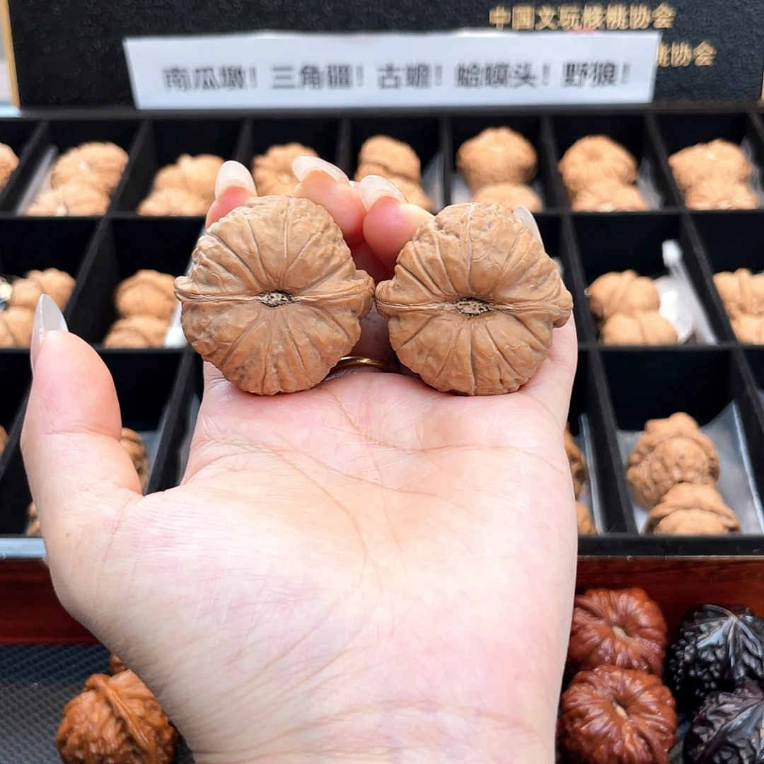 把件文玩核桃39南瓜全品正圆深凹底近正肩3913