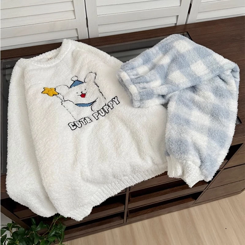 睡衣女款珊瑚绒秋冬季卡通线条小狗长袖加厚保暖半边绒家居服套装