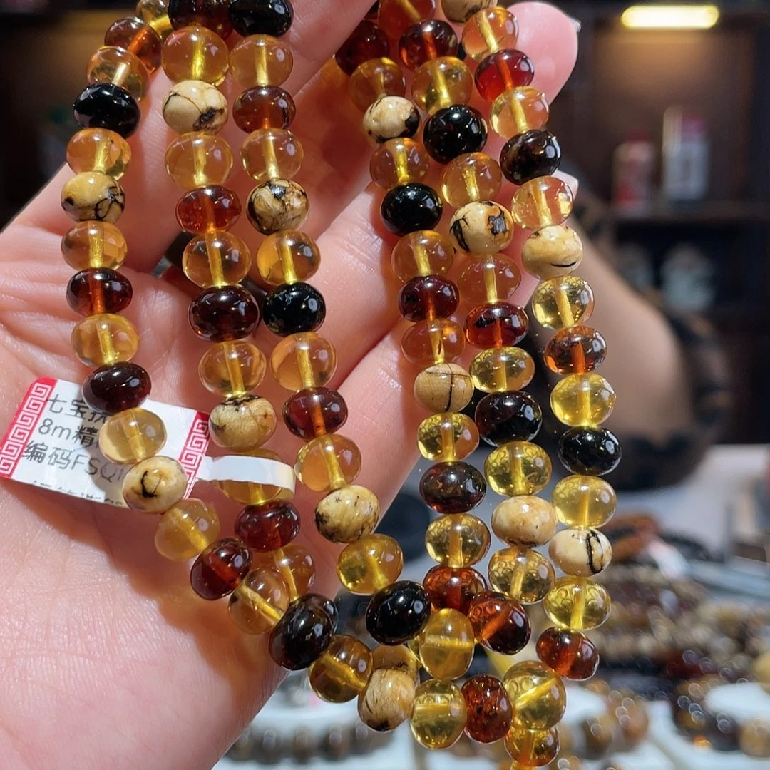 琥珀未镶嵌手链8毛多宝
