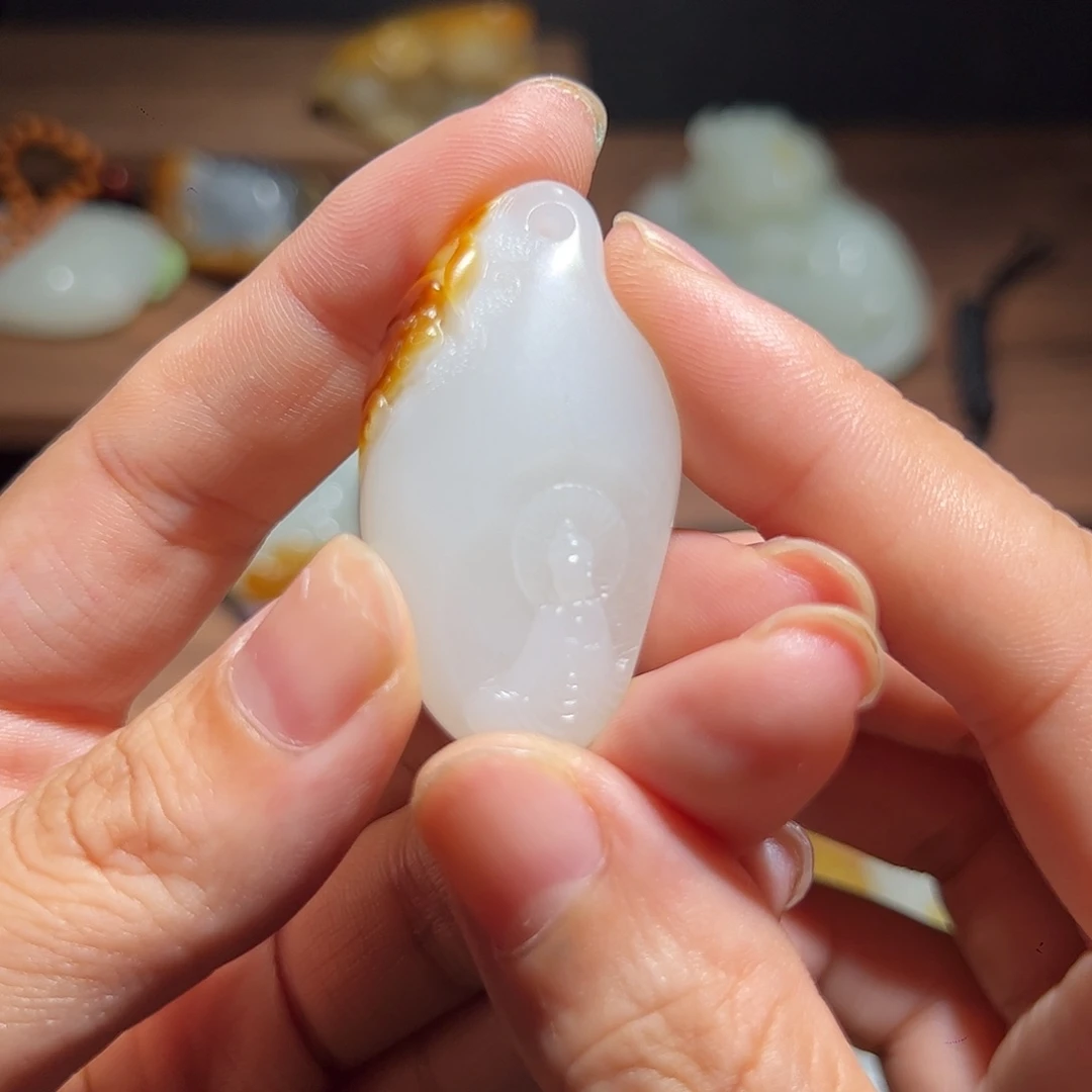 未镶嵌手链和田玉瑞**语