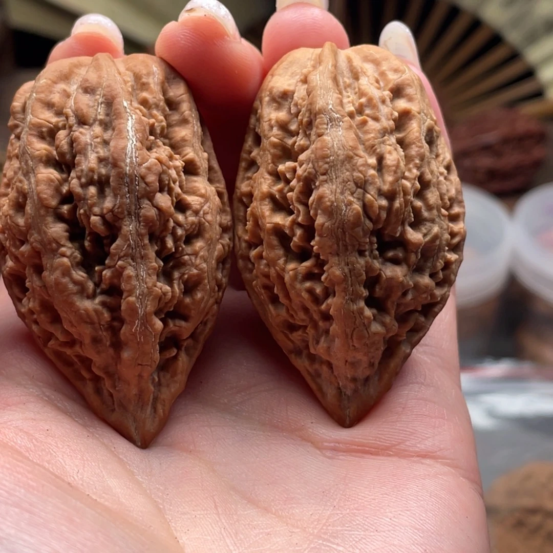 越***好文玩核桃吊坠楸刀鱼60