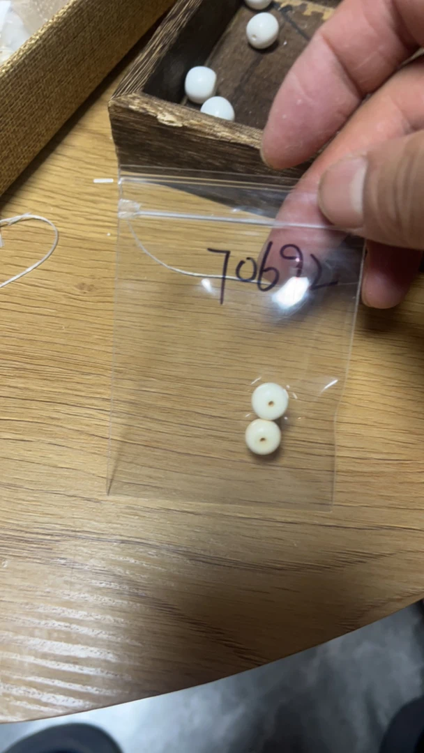 70692猛犸牙对珠配饰