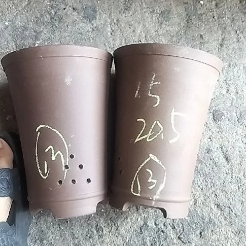新品两个花盆微瑕