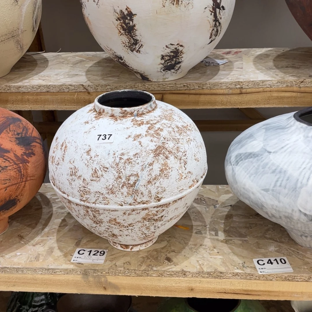 白泥花瓶景德镇陶瓷艺术研究院