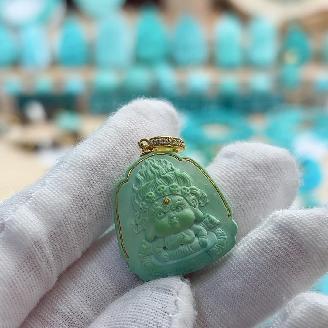 绿松石18K金镶嵌珠宝奇石