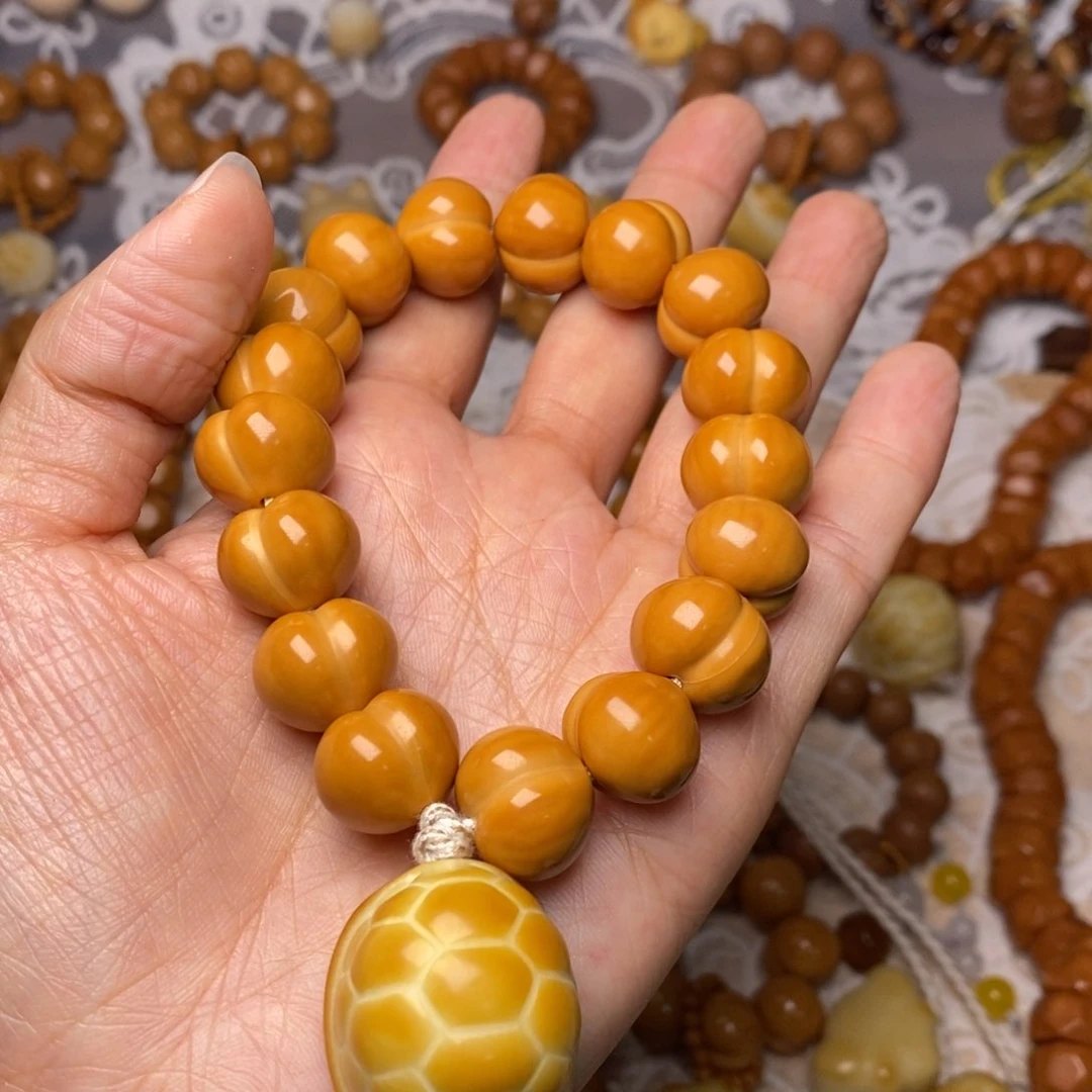 把件猴头核桃柯基屁桃龟甲