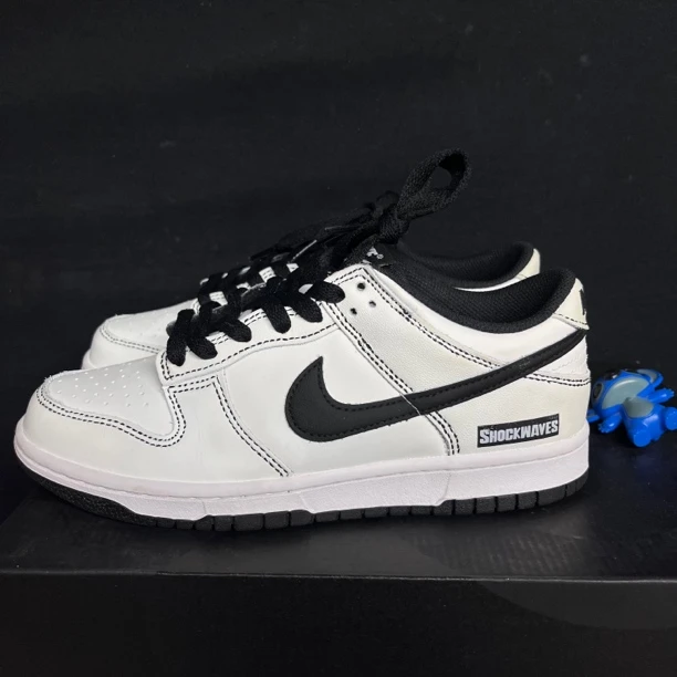 39码丨Nike Dunk 黑白 定制款 保正 假一赔四 捡漏 九八新