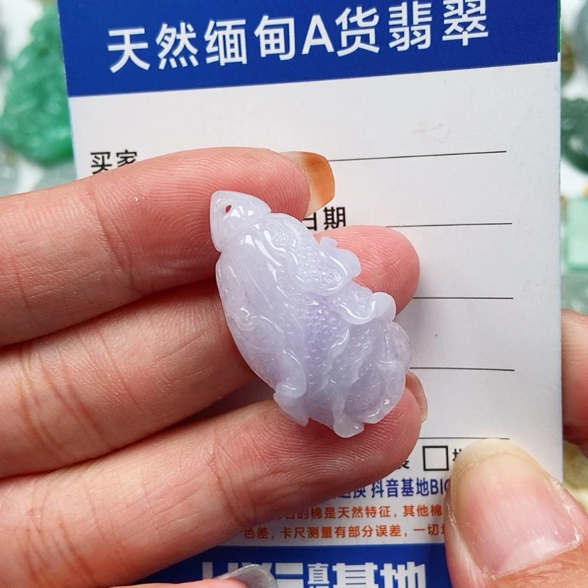 【闪购商品】翡翠颈饰未镶嵌白菜