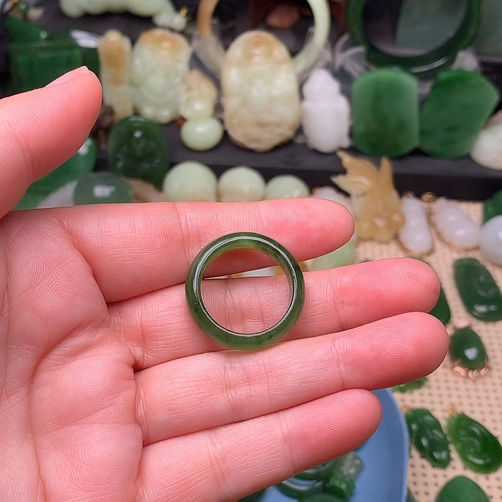 和田玉颈饰未镶嵌幸**家