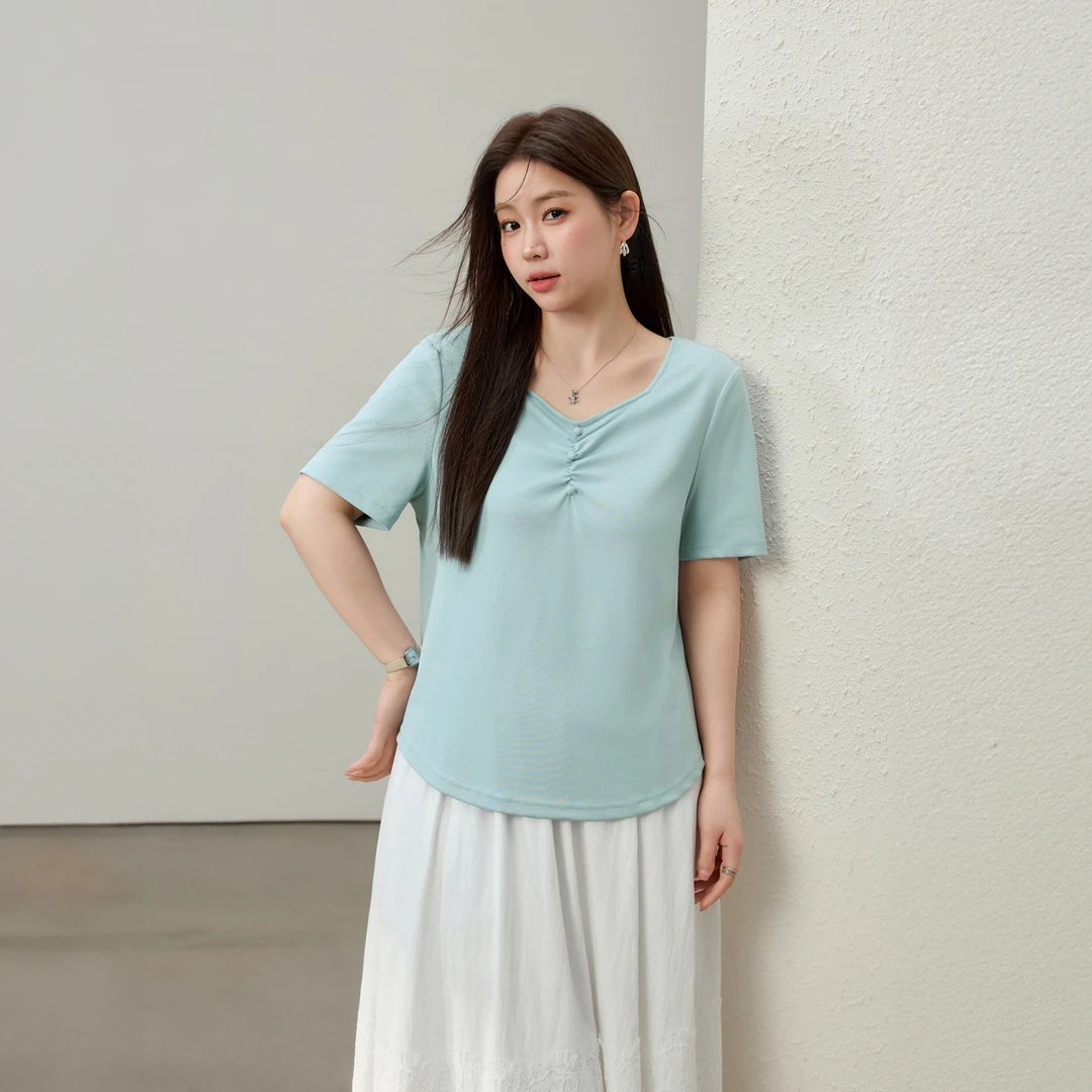 【法式优雅气质桃心领】纤莉秀W2025年夏款大码女装百搭T恤QK1383