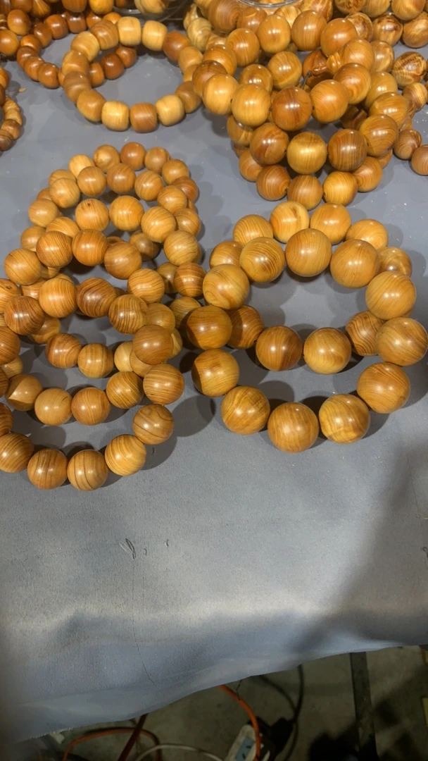 太行崖柏高崖骨料红油手串，新人福利