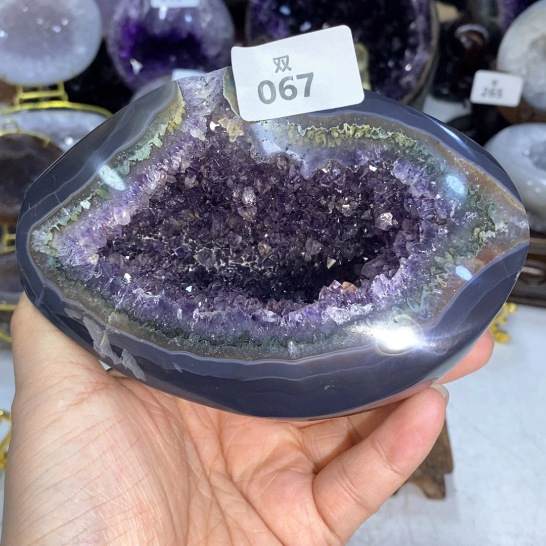 未镶嵌水晶大型摆件（非配饰）