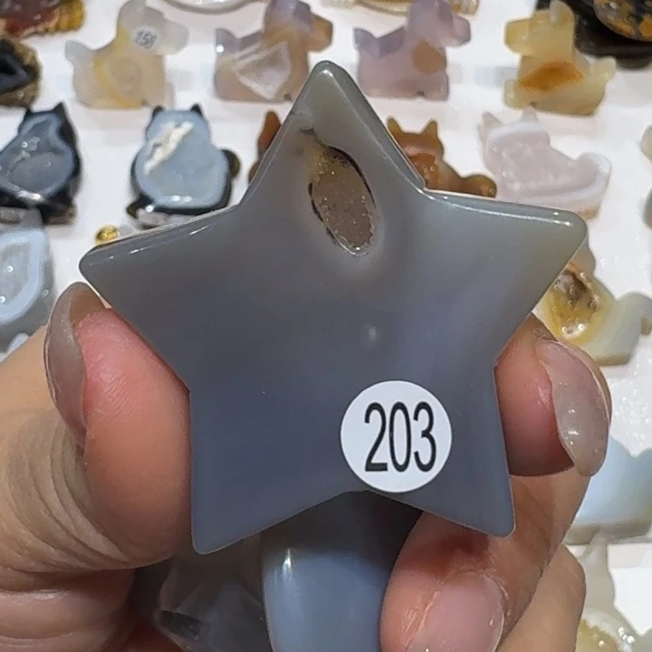 玛瑙/玉髓未镶嵌雕刻件