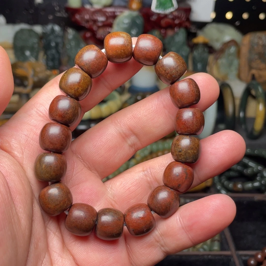 岫岩河磨玉（透闪石质玉）未镶嵌颈饰13×11