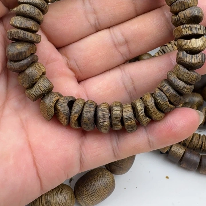 城***哥沉香手串蓝宝石手串15克加