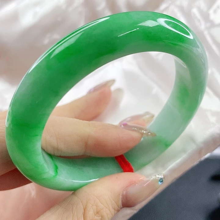 未镶嵌手镯翡翠，383