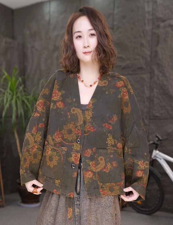 QQ长袖西服型花色秋季堆堆袖镂空短外套复古气质英伦风森系印花