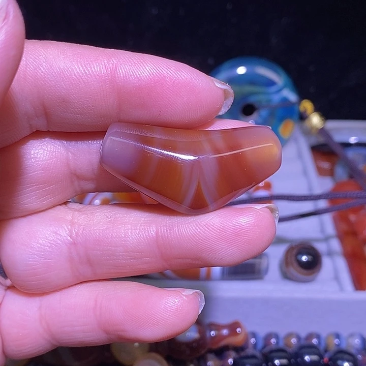 玛瑙/玉髓未镶嵌颈饰