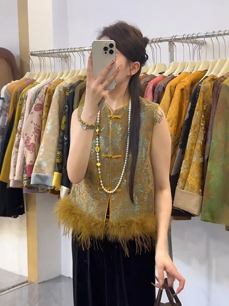 【夹棉】新中式刺绣马甲鸵鸟毛上衣25秋冬新款复古轻奢马夹坎肩外穿