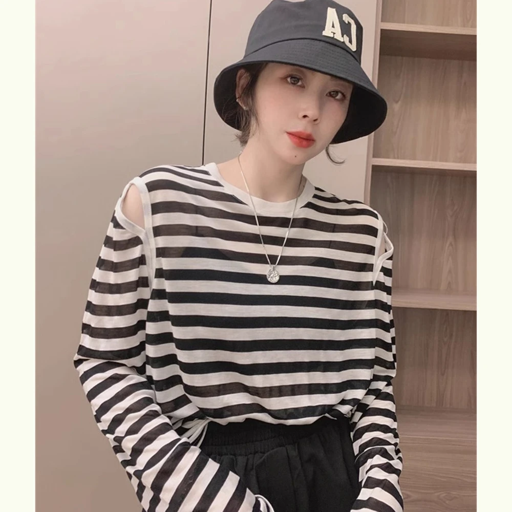 欧洲站设计感镂空露肩条纹长袖防晒t恤衫女2025夏季新款宽松上衣