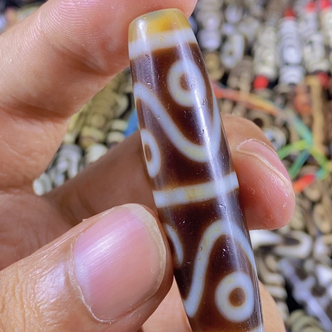 未镶嵌颈饰玛瑙/玉髓福利，不支持退换