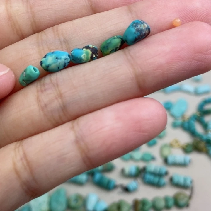 南红玛瑙未镶嵌珠宝奇石