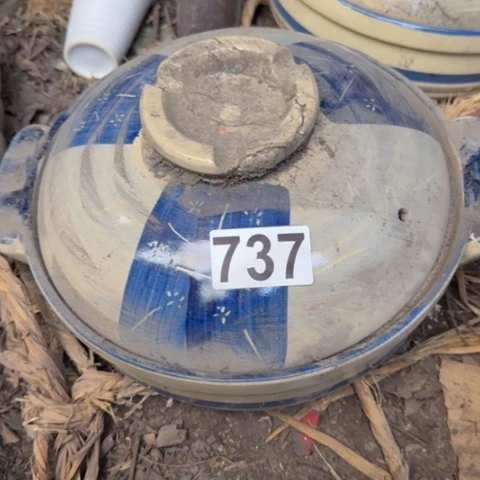 泥塑砂锅一只全品陶瓷陶瓷