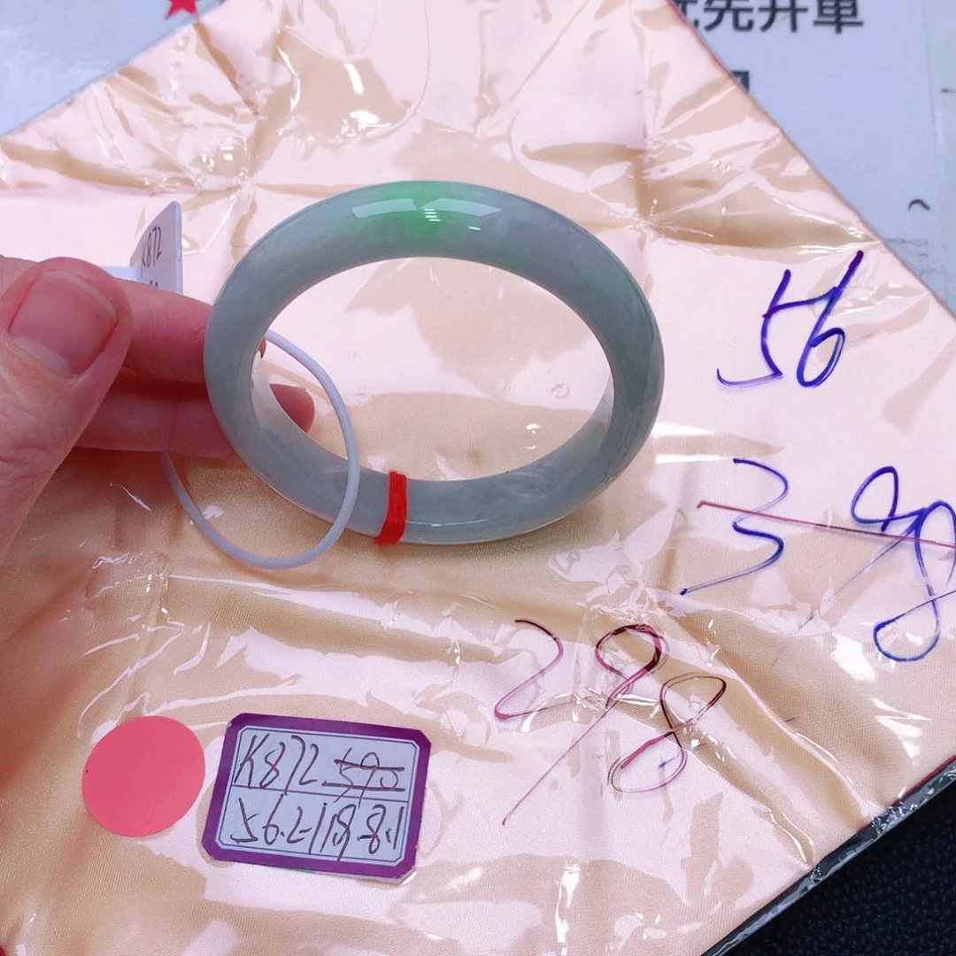 未镶嵌手镯翡翠缅甸翡翠手镯