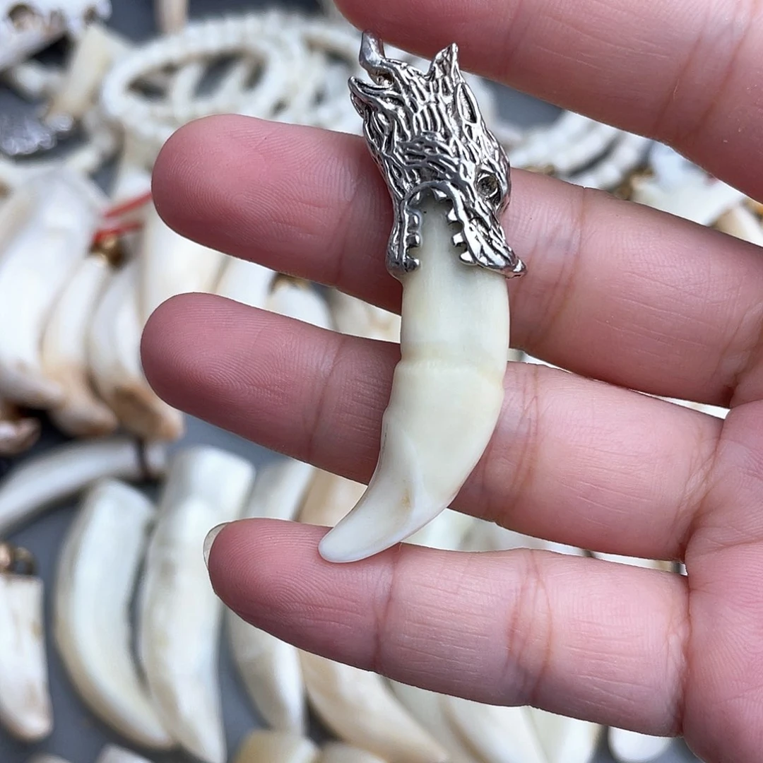 黑狗牙挂件配饰獠牙
